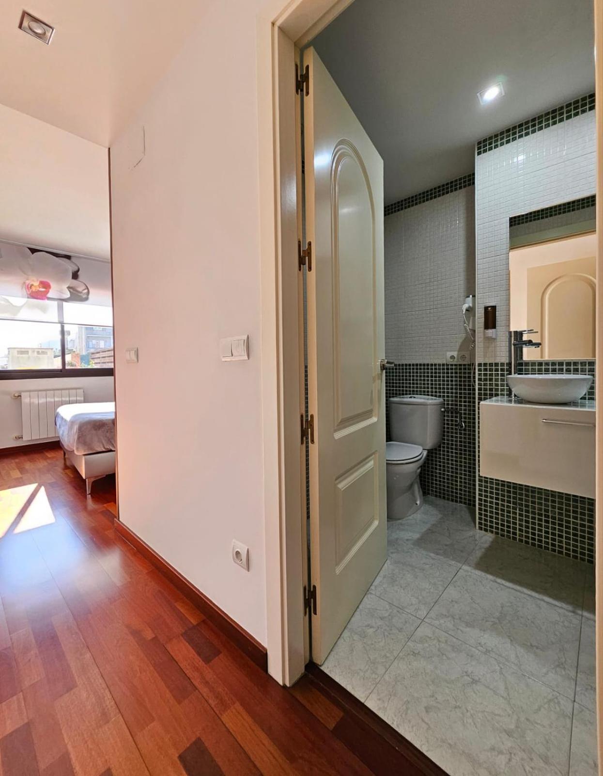 Apartamento Vilallonga Фигерас Экстерьер фото